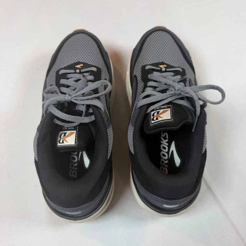Brooks Ghost Max Womens Running Shoes Black Primer Biscuit 1204331B091 Sz 8 EUC